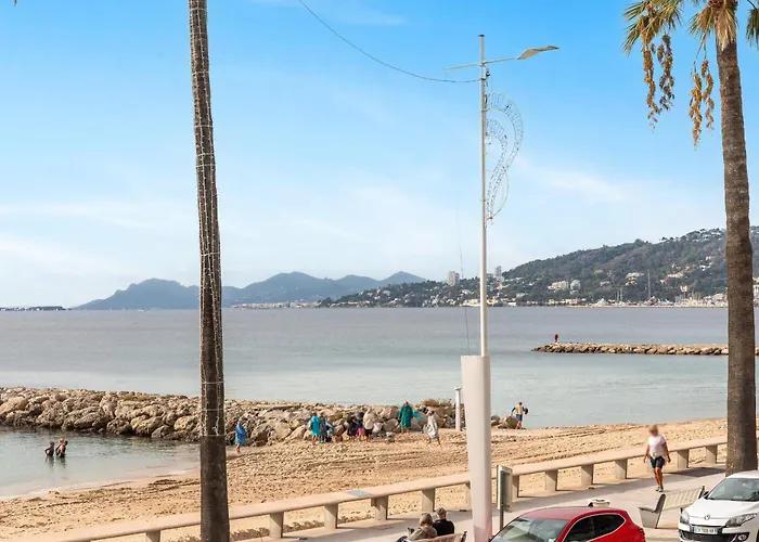 Constellation, Exceptional Sea View! Antibes